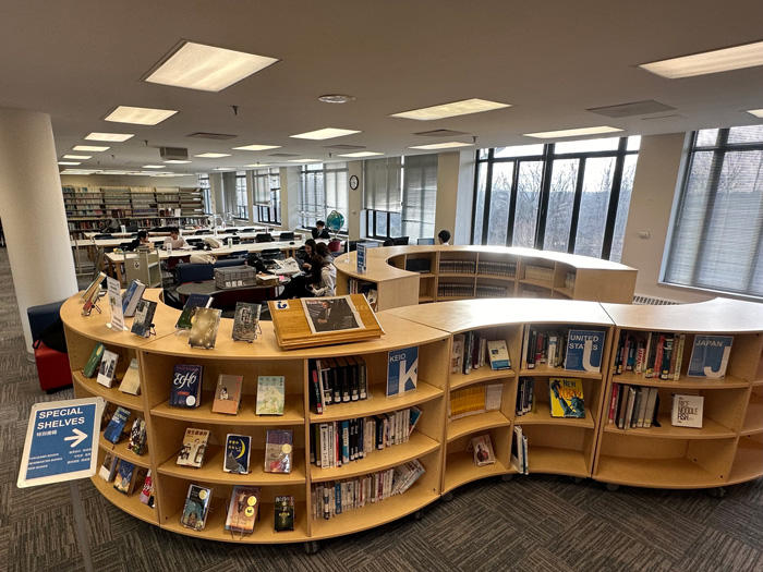 ニューヨーク学院図書室